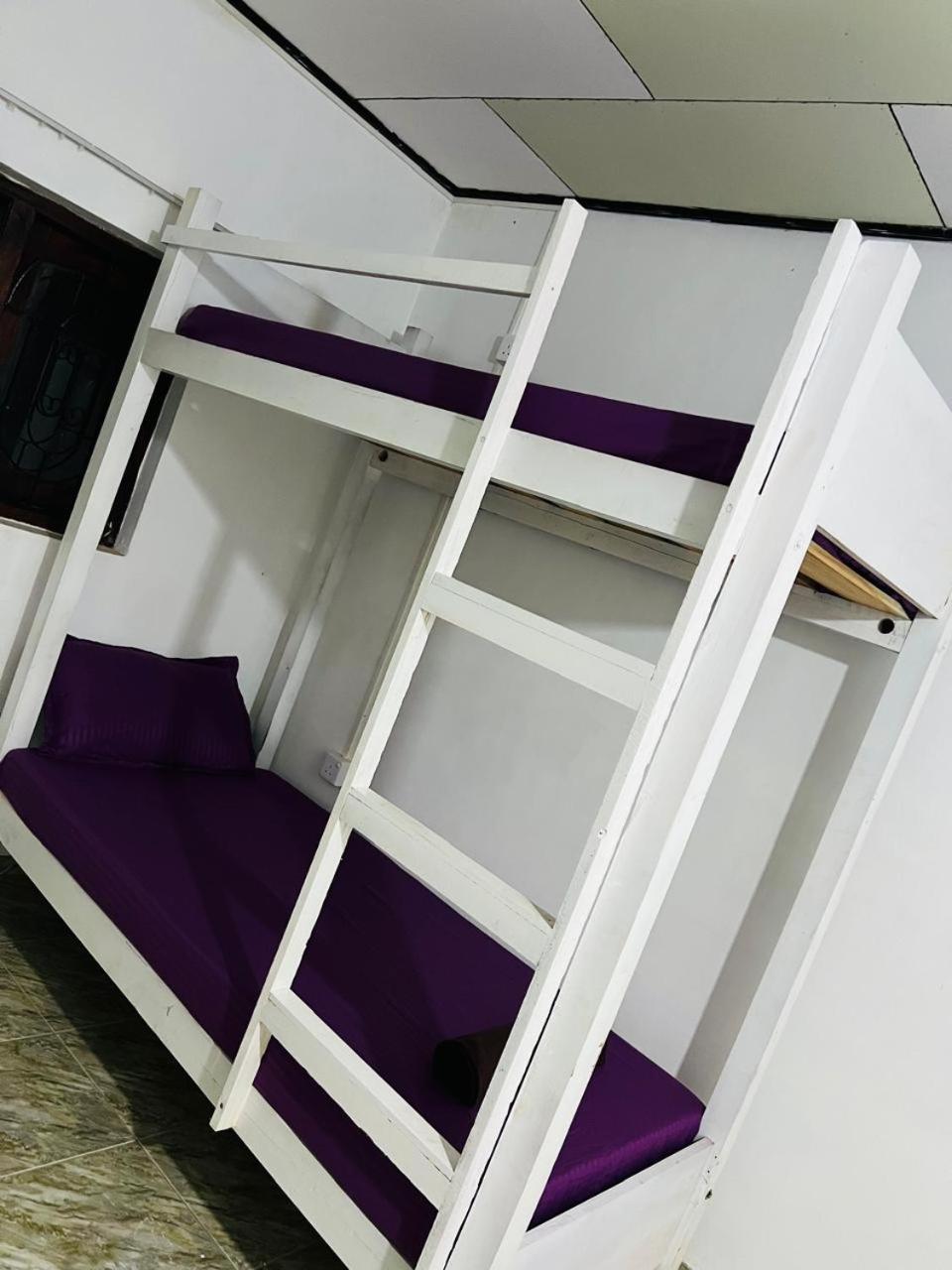 Honey Beach Hostel เนกอมโบ ภายนอก รูปภาพ