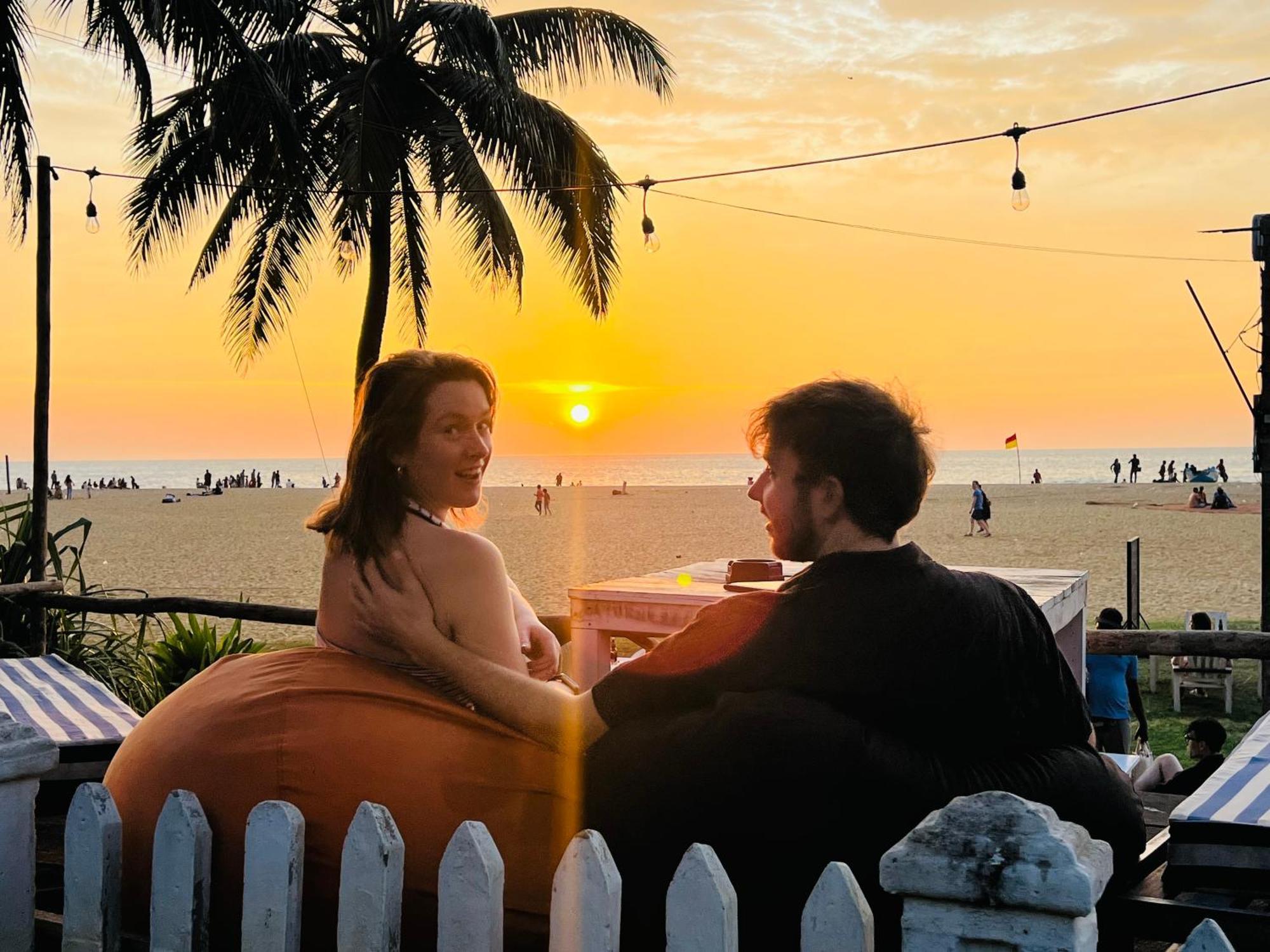 Honey Beach Hostel เนกอมโบ ภายนอก รูปภาพ